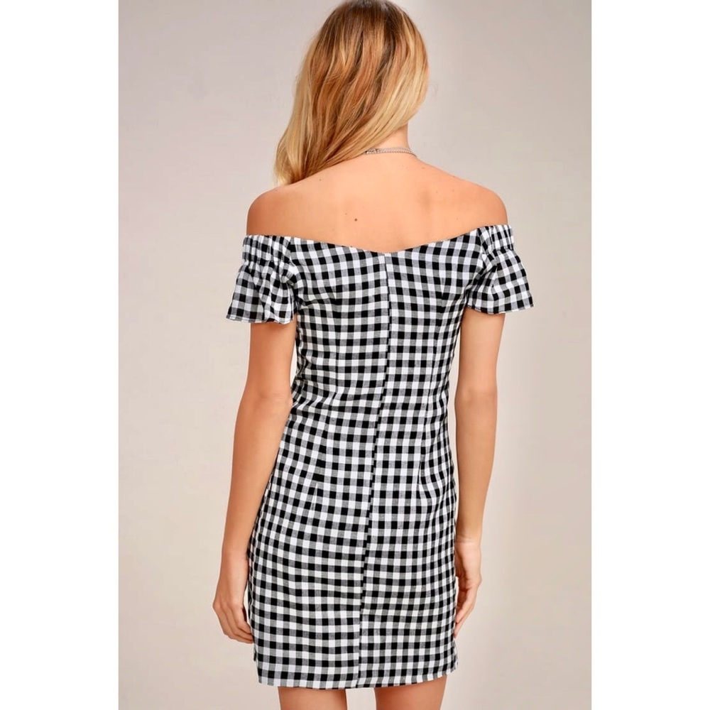“Check, Please” Classic Gingham Off-Shoulder Dress - Picture 5 of 10